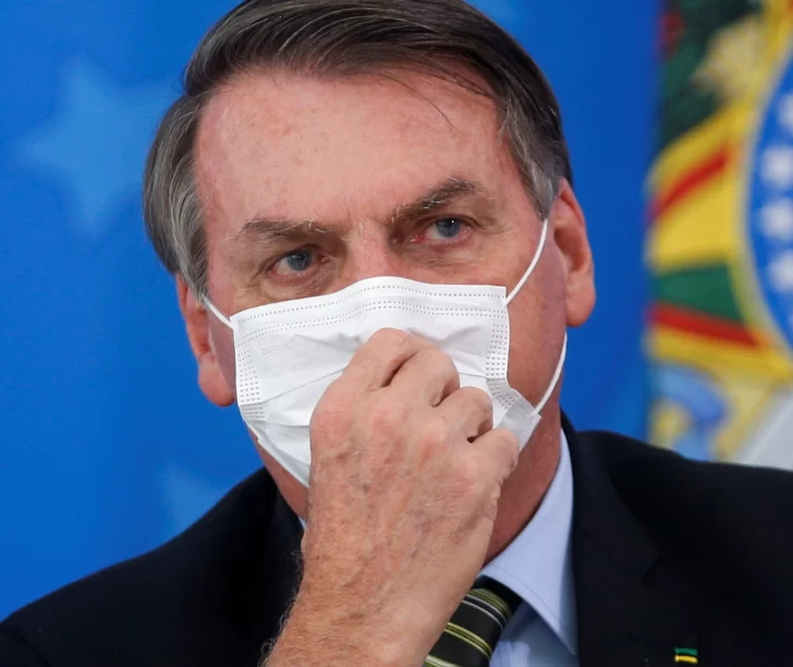 Brasil entre la muerte y show de Bolsonaro