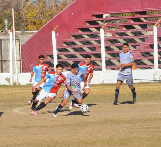 Alianza frenó la marcha del puntero Unión