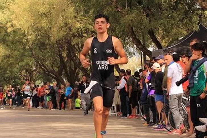 Castañeda corre por la Copa del Mundo en Huatulco