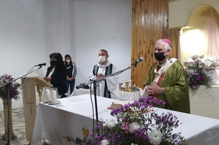 Tras 29 años de esfuerzo, construyeron la primera capilla de la Inmaculada Niña