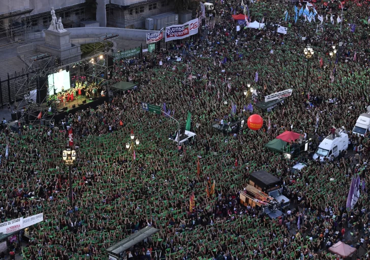 Marea verde frente al Congreso nacional