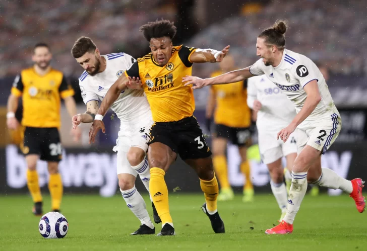 Wolverhampton le ganó al Leeds en el adelanto