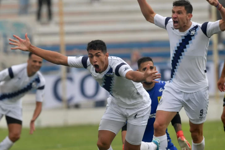 Brown de Madryn volvió a ganar y es uno de los líderes del ascenso