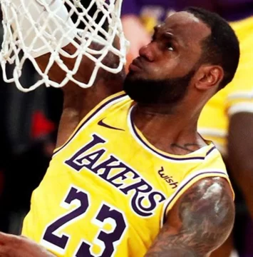 LeBron se sale de la vaina