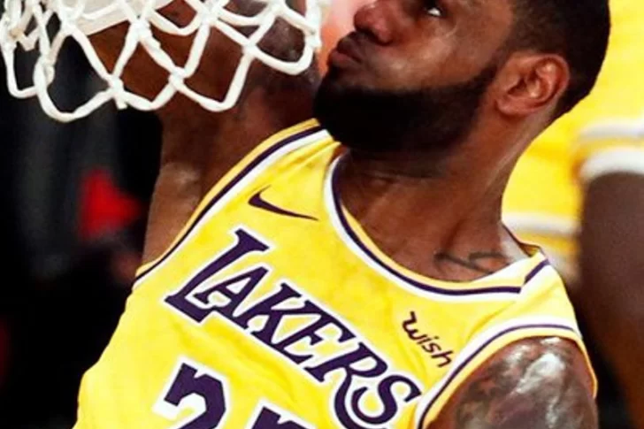 LeBron se sale de la vaina