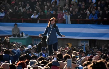 CFK llamó a frenar a Macri pero evitó confirmar si será candidata