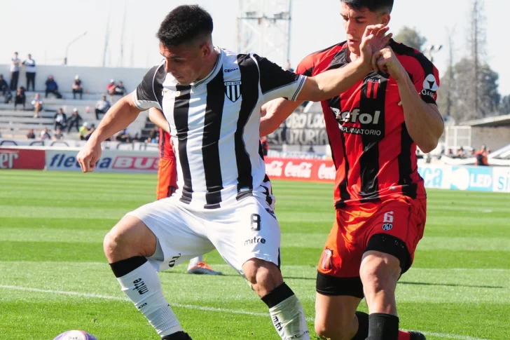 Gimnasia lo dejó pasar