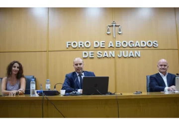 Con una puja política detrás, los abogados eligen autoridades del Foro