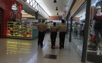 Aseguran que aún no cerró ningún local en los shoppings sanjuaninos