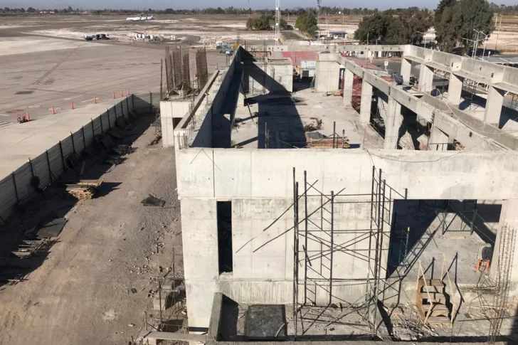 La obra de remodelación del aeropuerto está detenida y no hay fecha de reinicio