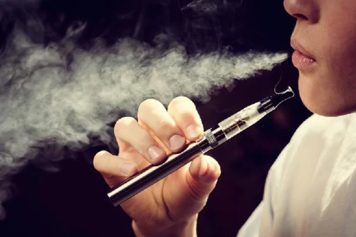 Vapeo en los adolescentes: dicen que cerca del 8% consume cigarrillos electrónicos