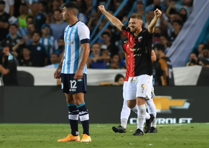 Racing perdió y complicó sus chances coperas