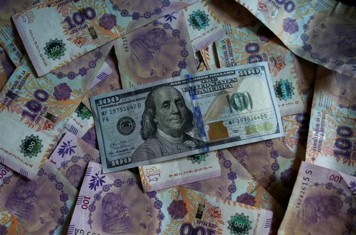 Fuerte suba diaria del dólar blue: cerró en $195 con récord histórico