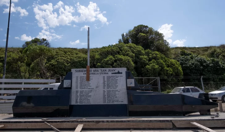 Inauguran memorial en Mar del Plata en honor a víctimas del ARA San Juan