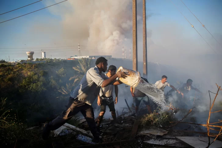 Dos muertos y 500 casas calcinadas por fuerte incendio en Viña del Mar