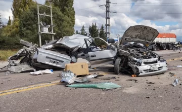 Murió un militar en un terrible choque frontal en Mendoza