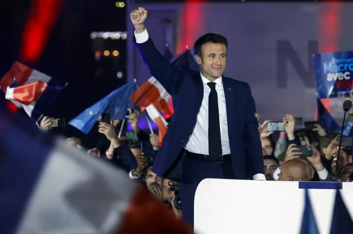 Ganó Macron y admitió que ganó por el voto que buscó frenar a la derecha