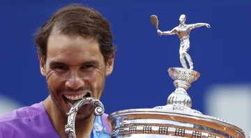 Nadal venció a Tsitsipas en Barcelona