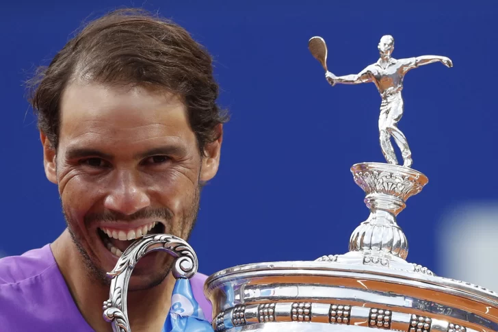 Nadal venció a Tsitsipas en Barcelona