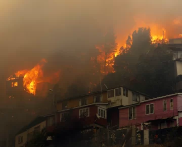 No descartan que haya sido intencional el incendio en Chile