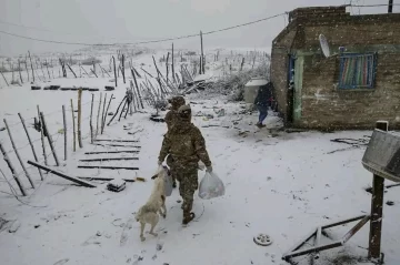 Historias, rescate y problemas bajo la nieve