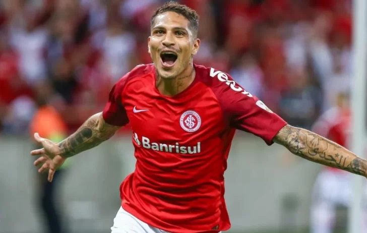 Paolo Guerrero vuelve a ser el objetivo para los refuerzos