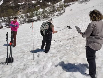 Investigan con imágenes satelitales el derretimiento acelerado de la nieve