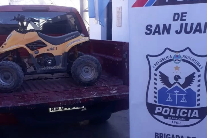 Roban un cuatriciclo y lo esconden