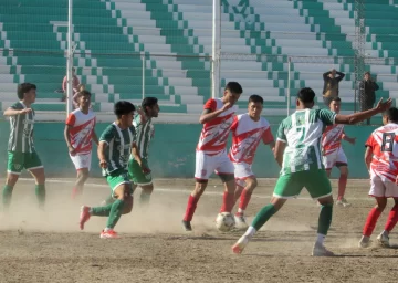 San Lorenzo de Ullum no perdona y es puntero