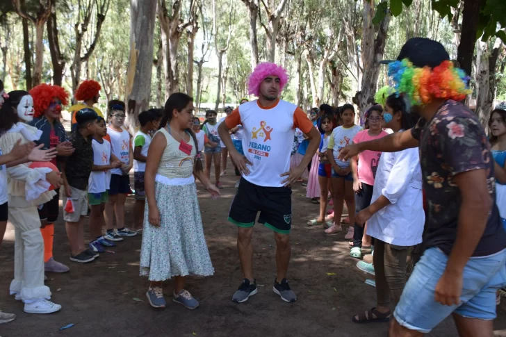 Fiesta de disfraces en el Valle