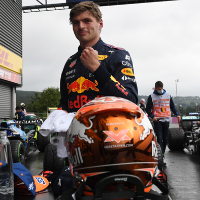 Verstappen, bajo la lluvia