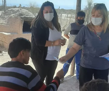 Los primeros en recibir vacunas de Cansino fueron habitantes de las Lagunas y Bermejo