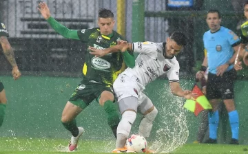 Emotivo empate entre Defensa y Colón