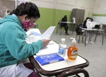 Apuntan a clases presenciales con grupos rotativos y con el sistema de aulas burbuja