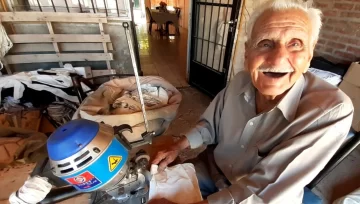 Don Llanos, el sanjuanino que tiene 91 años y trabaja sin parar todos los días