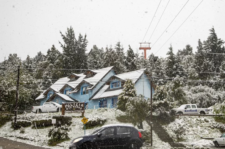 Inusual nieve en Bariloche