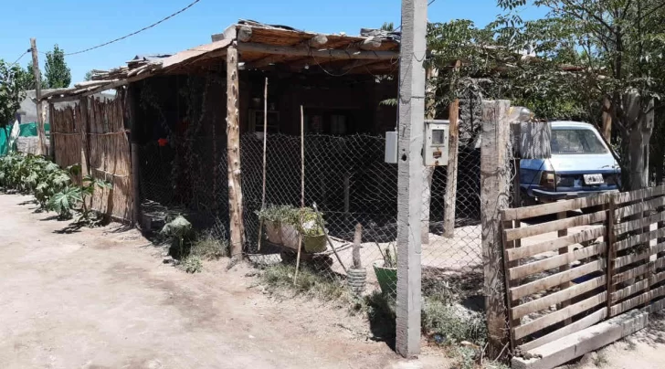 Hirió a su pareja de 5 cuchillazos, escapó de la casa y se quitó la vida