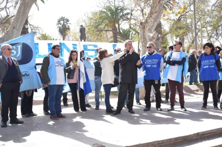 Se avizora una disputa sindical por el ingreso de un nuevo gremio a la UNSJ