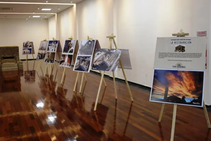 Iglesia de Jáchal: muestras móviles en el memorial para destacar el arte local