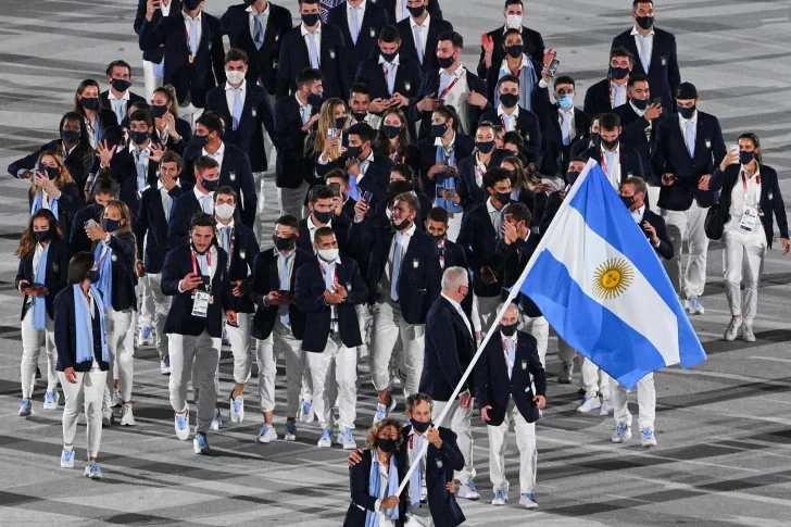 La delegación argentina, con 6 sanjuaninos en sus filas, desfiló en la ceremonia inaugural