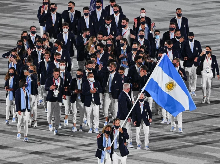 La delegación argentina, con 6 sanjuaninos en sus filas, desfiló en la ceremonia inaugural