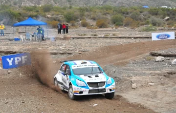 Rumbo al Súper Especial en el Parque, Preto lidera la etapa