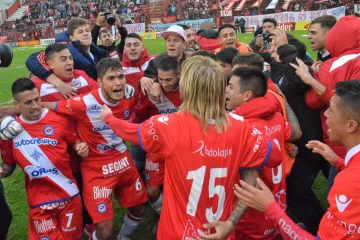 El ascendido Argentinos Juniors salió campeón de la B Nacional