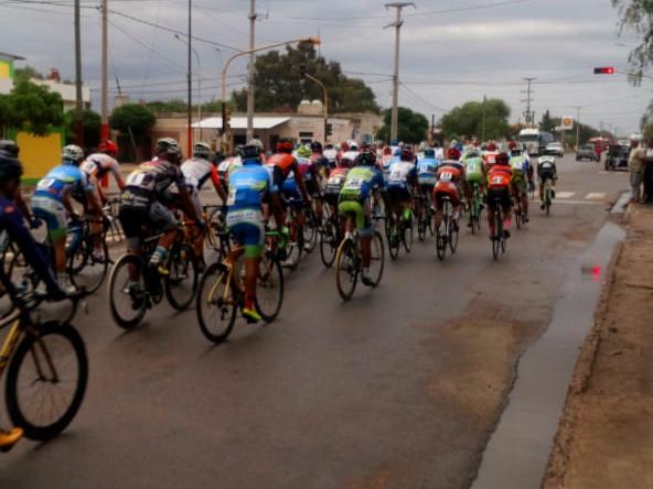 Doble Chepes: la lluvia jugó una mala pasada y se suspendió la segunda etapa