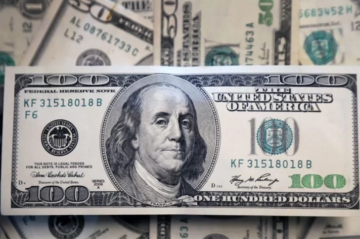 El dólar blue cerró septiembre con una suba semanal de 55 pesos