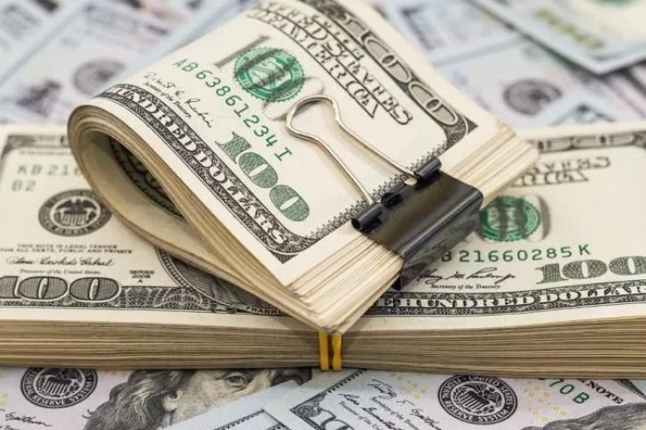 El dólar blue subió con fuerza en el lunes post electoral: en San Juan se negoció a $1.150