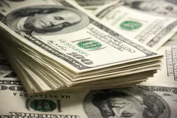 El dólar blue volvió a caer y ya acumula una baja de $130 en cuatro días