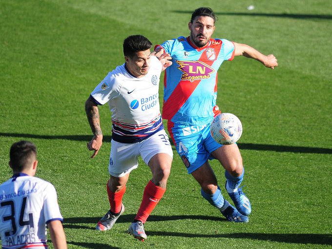 Arsenal y San Lorenzo igualaron en el estreno