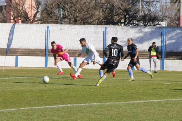 Domingo negro para Desamparados y Peñarol: ambos perdieron por goleada