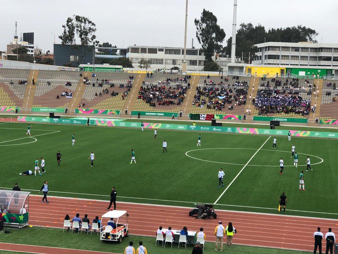 El seleccionado masculino de fútbol perdió con México en su segunda presentación